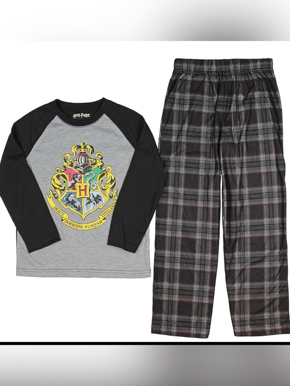 Warner Bros. Harry Potter Gray & Black Hogwarts Crest Kids Pajama Set